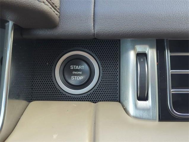 2020 Land Rover Range Rover Vehicle Photo in PASADENA, CA 91107-3803