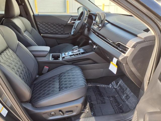 2025 Mitsubishi Outlander Plug-In Hybrid Vehicle Photo in Tampa, FL 33612