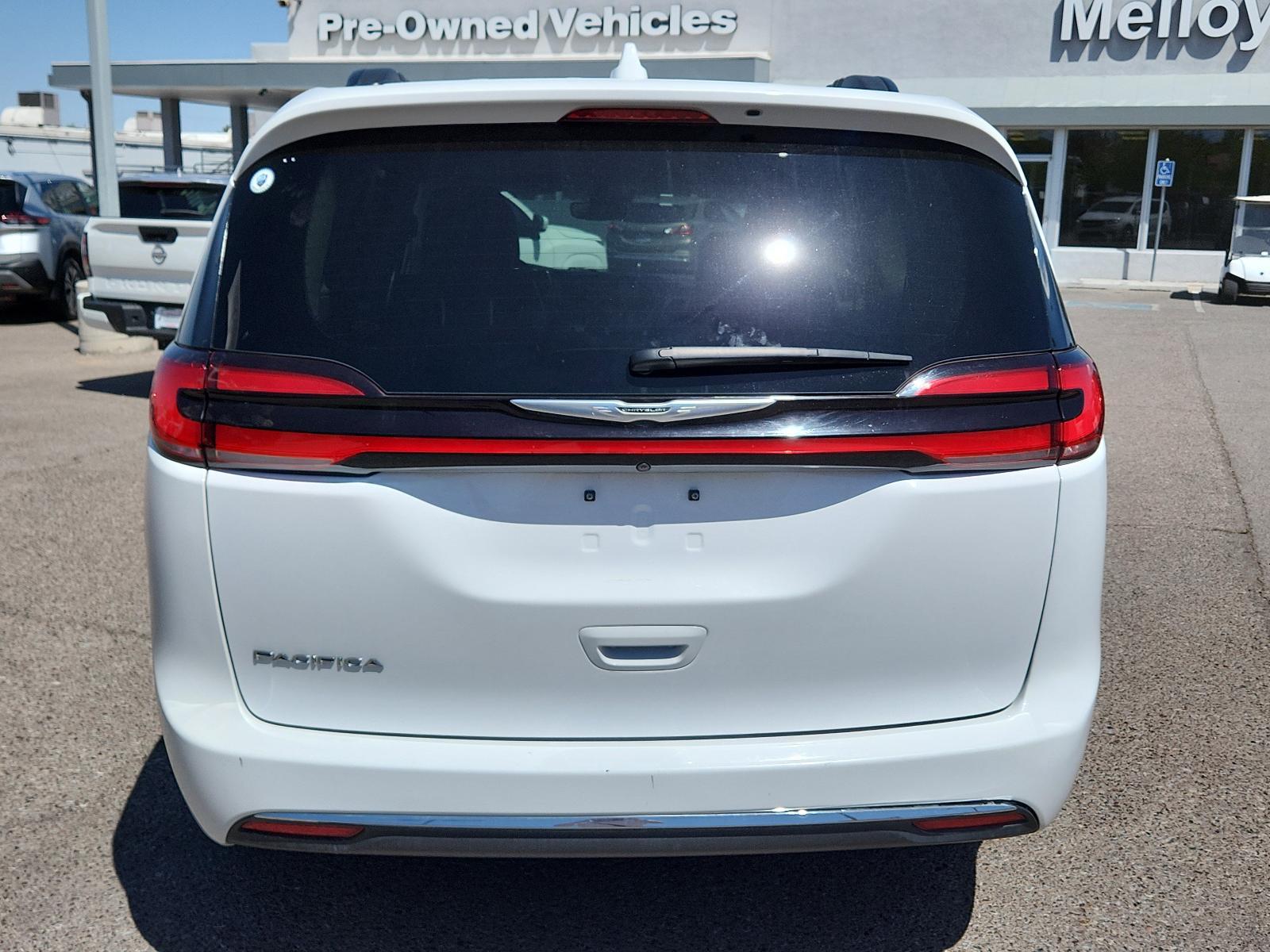 2022 Chrysler Pacifica Vehicle Photo in Albuquerque, NM 87110