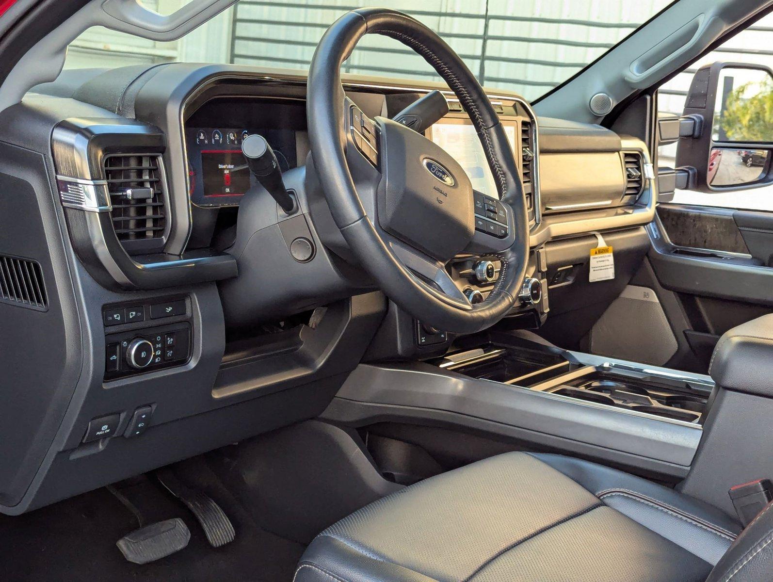 2024 Ford Super Duty F-250 SRW Vehicle Photo in Pompano Beach, FL 33064