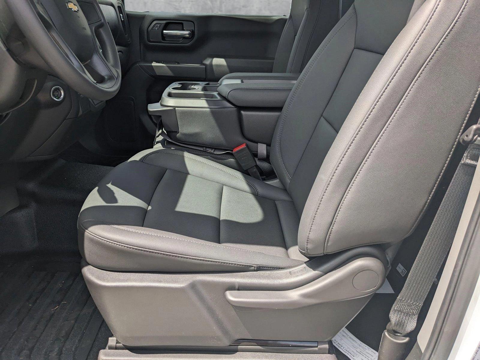 2025 Chevrolet Silverado 1500 Vehicle Photo in MIAMI, FL 33172-3015