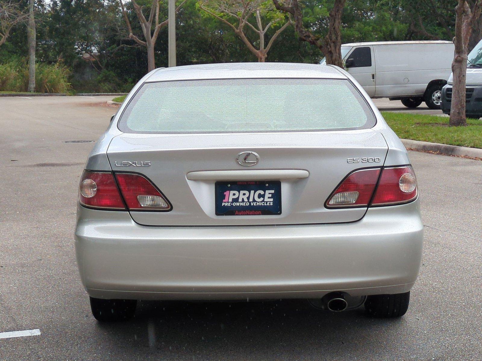 2002 Lexus ES 300 Vehicle Photo in West Palm Beach, FL 33417