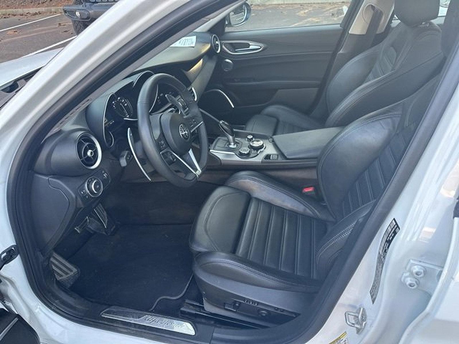 2019 Alfa Romeo Giulia Vehicle Photo in Willow Grove, PA 19090