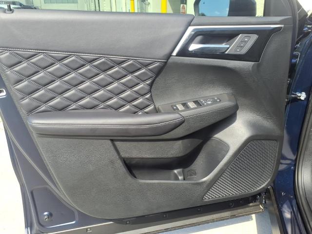 2025 Mitsubishi Outlander Plug-In Hybrid Vehicle Photo in Tampa, FL 33612