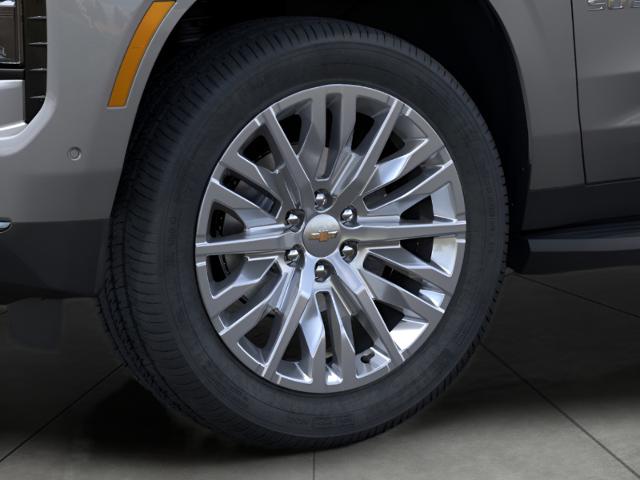 2025 Chevrolet Suburban Vehicle Photo in NEENAH, WI 54956-2243