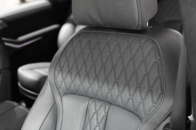 2025 BMW X7 xDrive40i Vehicle Photo in GRAPEVINE, TX 76051