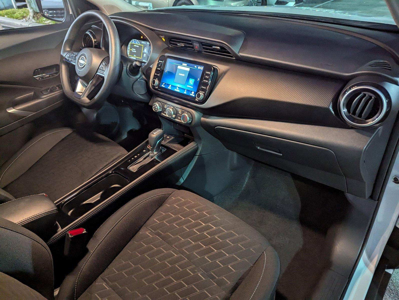 2024 Nissan Kicks Vehicle Photo in Miami, FL 33135
