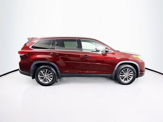 2019 Toyota Highlander Vehicle Photo in Flemington, NJ 08822