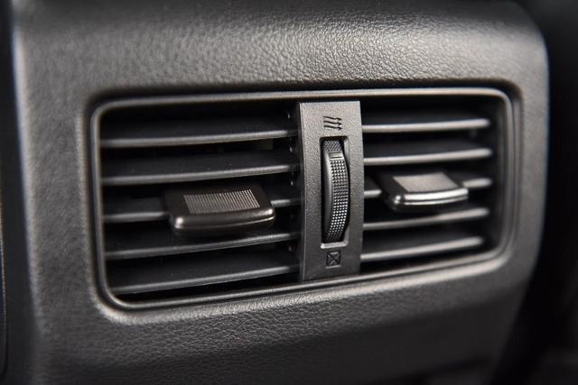 2025 Nissan Rogue Vehicle Photo in Ballwin, MO 63011
