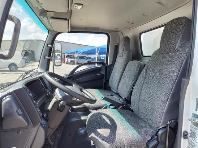 2024 Isuzu 4500 Vehicle Photo in Denton, TX 76205