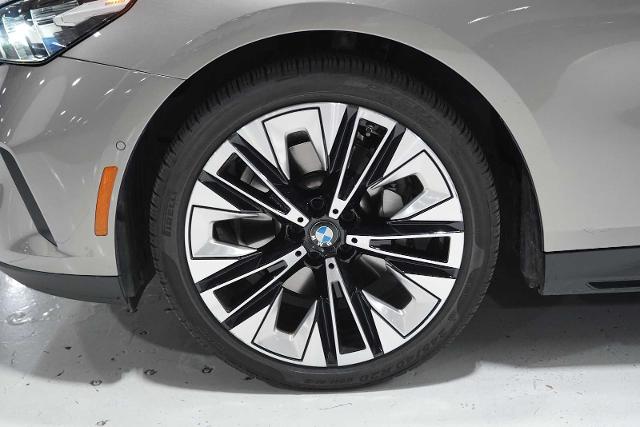 2024 BMW 530i xDrive Vehicle Photo in GRAPEVINE, TX 76051