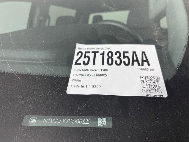 2025 GMC Sierra 1500 Vehicle Photo in GILBERT, AZ 85297-0402
