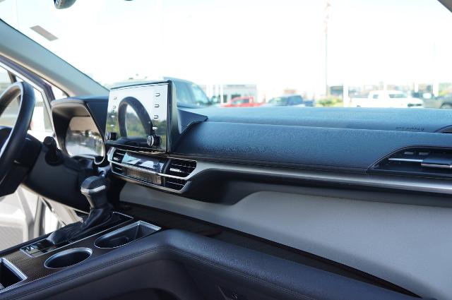 2021 Toyota Sienna Vehicle Photo in Riverdale, UT 84405