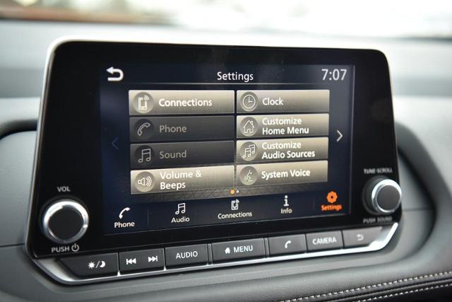 2025 Nissan Rogue Vehicle Photo in Ballwin, MO 63011