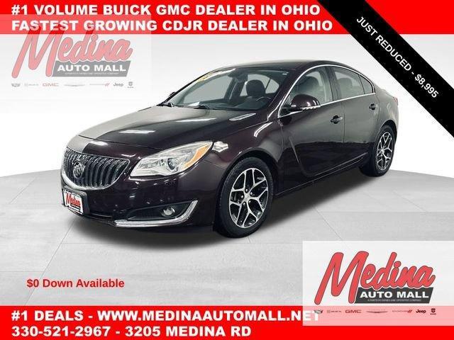 2017 Buick Regal Vehicle Photo in MEDINA, OH 44256-9631