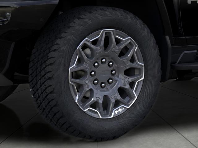 2025 GMC HUMMER EV Pickup Vehicle Photo in GREEN BAY, WI 54303-3330