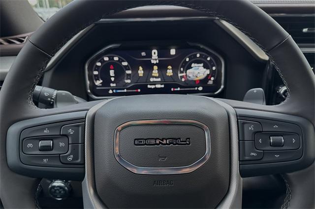 2025 GMC Sierra 1500 Vehicle Photo in ELK GROVE, CA 95757-8703
