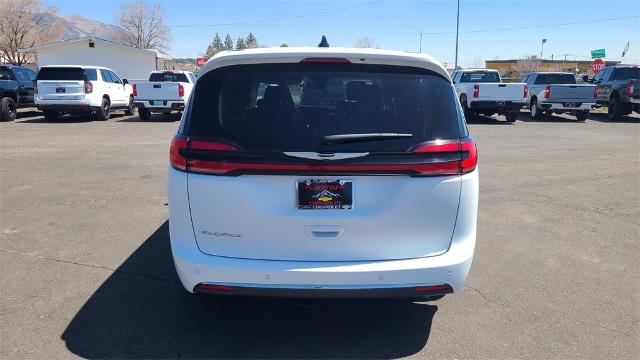 2023 Chrysler Pacifica Vehicle Photo in FLAGSTAFF, AZ 86001-6214