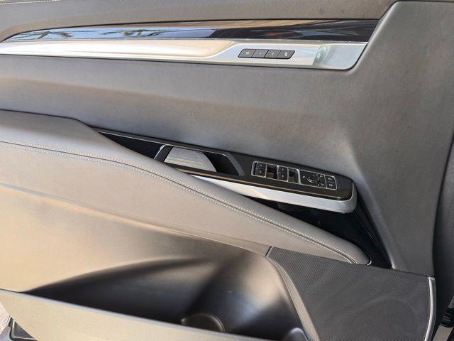 2025 Cadillac Escalade ESV Vehicle Photo in DELRAY BEACH, FL 33483-3294