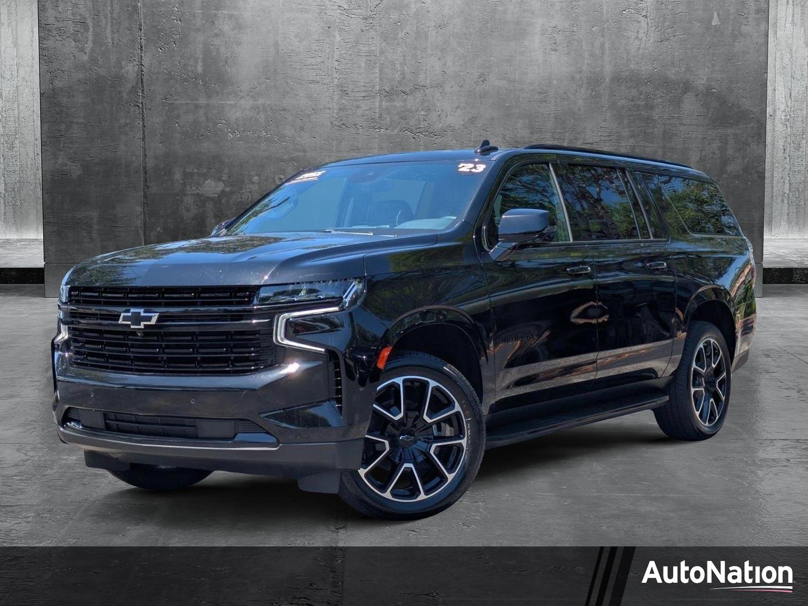 2023 Chevrolet Suburban Vehicle Photo in GREENACRES, FL 33463-3207