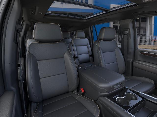 2025 Chevrolet Suburban Vehicle Photo in INDEPENDENCE, MO 64055-1314