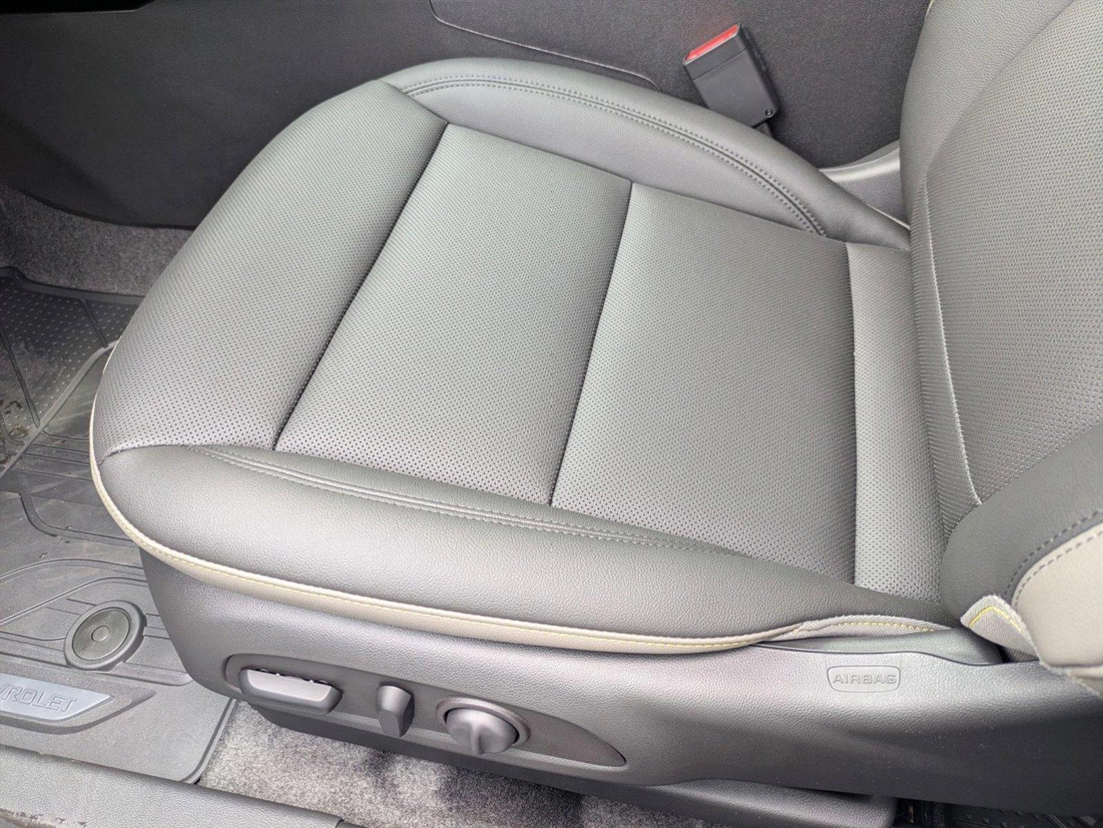 2025 Chevrolet Trax Vehicle Photo in GREENACRES, FL 33463-3207