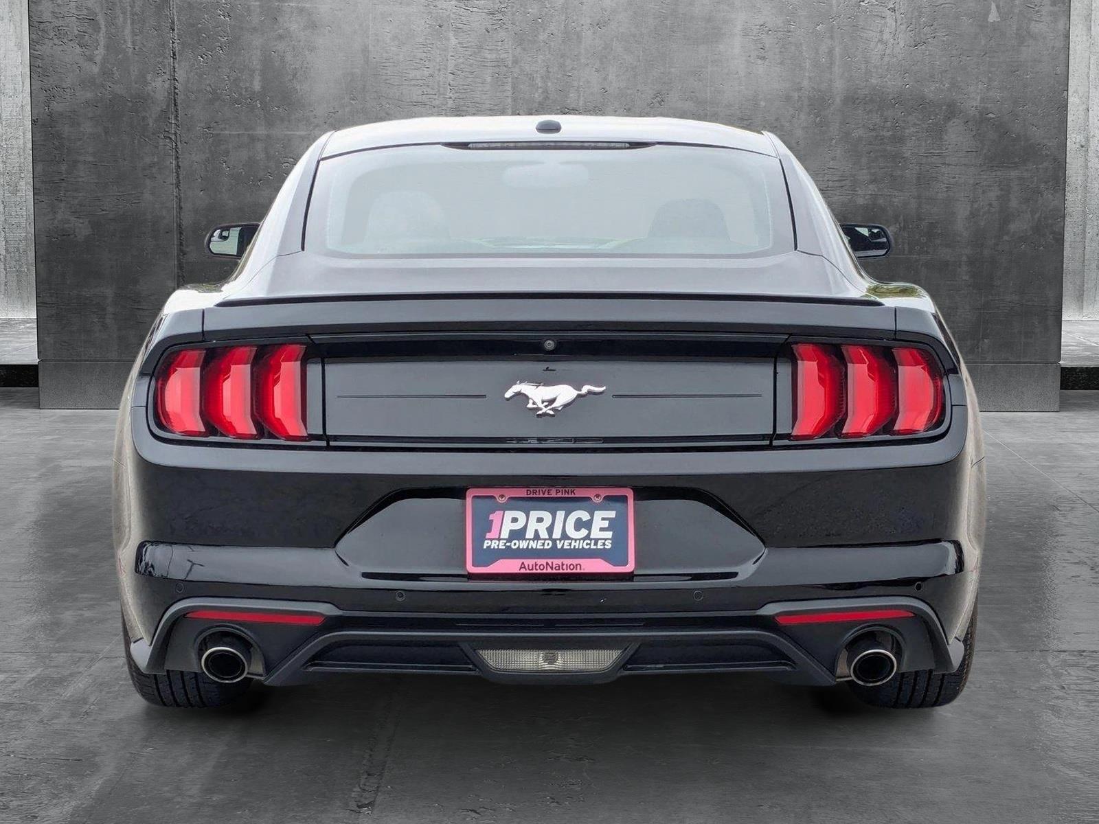 2018 Ford Mustang Vehicle Photo in Valencia, CA 91355