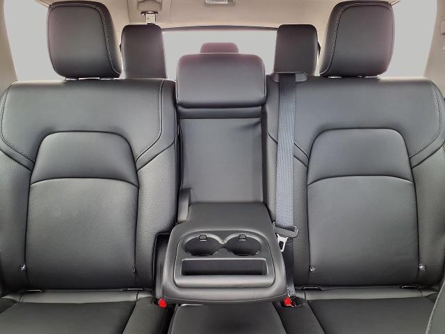 2025 Nissan Pathfinder Vehicle Photo in Oshkosh, WI 54904