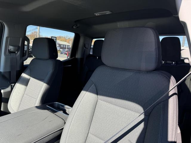 2025 GMC Sierra 1500 Vehicle Photo in LOWELL, MA 01852-4336
