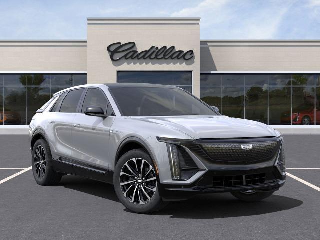2025 Cadillac LYRIQ Vehicle Photo in BETHLEHEM, PA 18017-9401