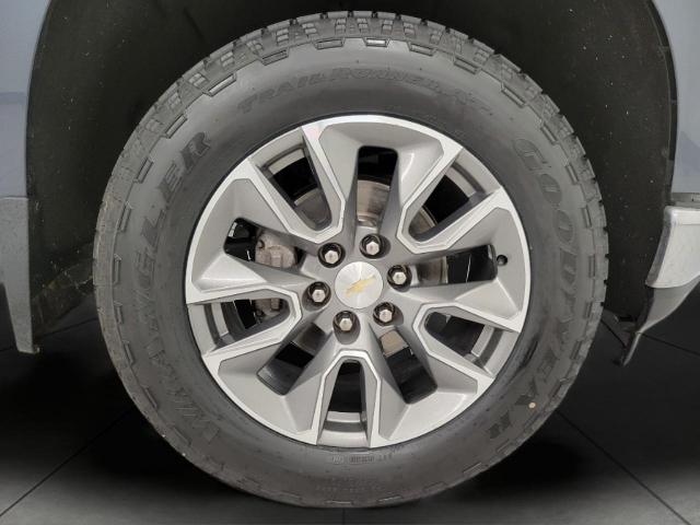 2021 Chevrolet Silverado 1500 Vehicle Photo in APPLETON, WI 54914-4656