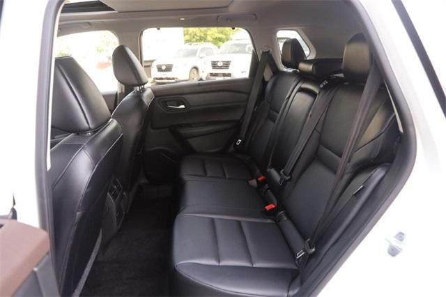2023 Nissan Rogue Vehicle Photo in Hazelwood, MO 63042
