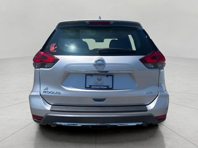 2017 Nissan Rogue Vehicle Photo in APPLETON, WI 54914-8833