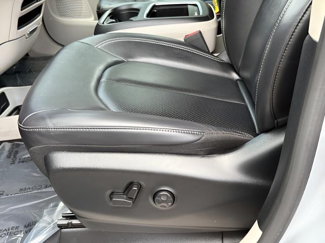2023 Chrysler Pacifica Vehicle Photo in MIDDLETON, WI 53562-1492