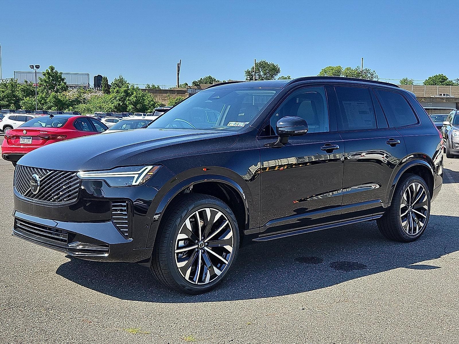 2026 Volvo XC90 Vehicle Photo in Trevose, PA 19053