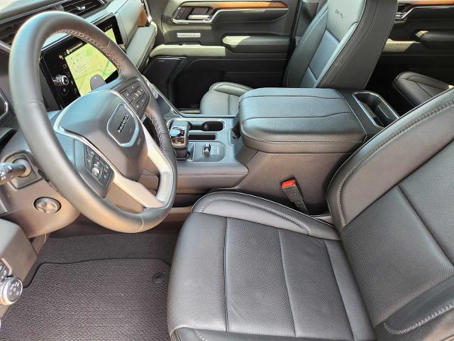 2024 GMC Sierra 1500 Vehicle Photo in DENTON, TX 76210-9321