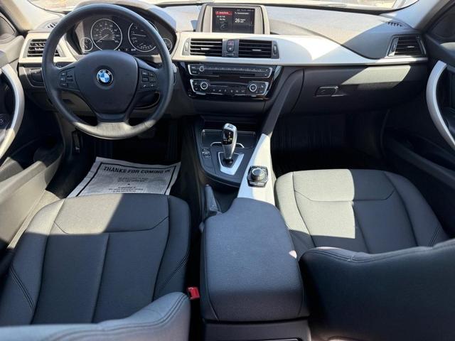 2018 BMW 320i xDrive Vehicle Photo in COLUMBIA, MO 65203-3903