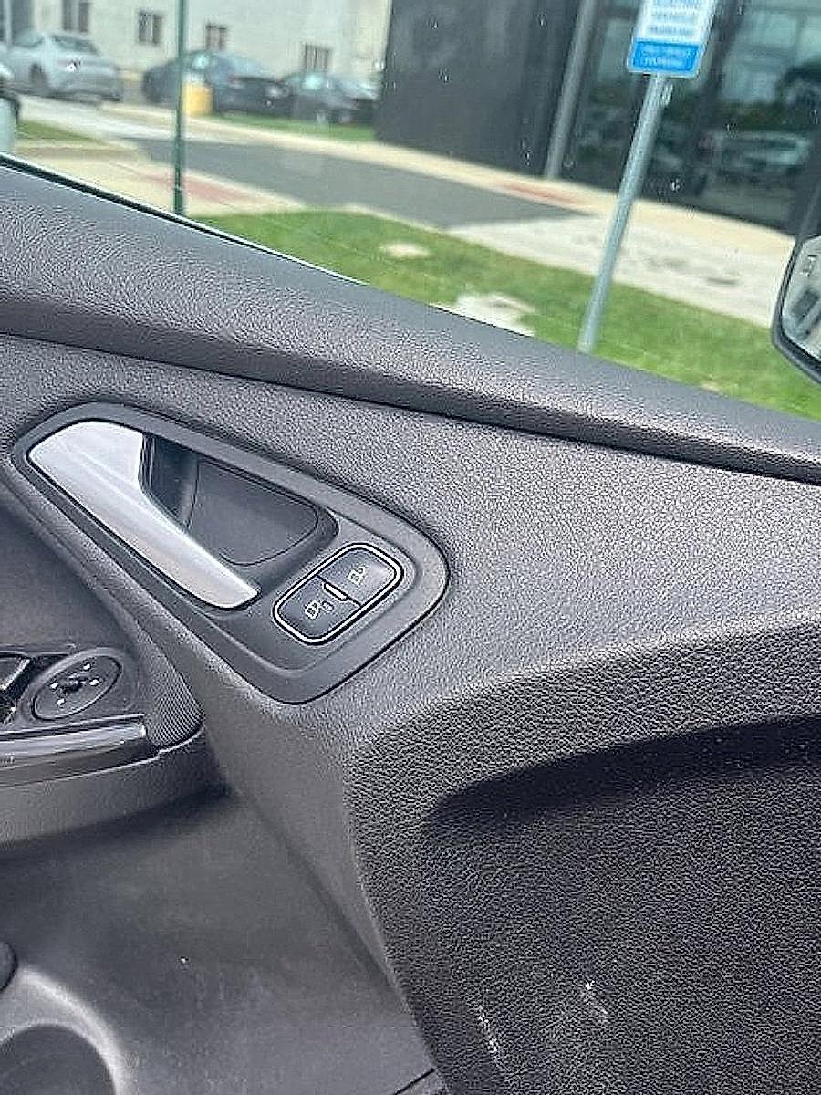 2015 Ford Focus Vehicle Photo in Trevose, PA 19053