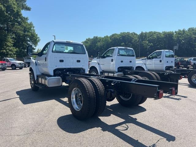 2025 Ford F-750SD Vehicle Photo in Webster, MA 01570-1415