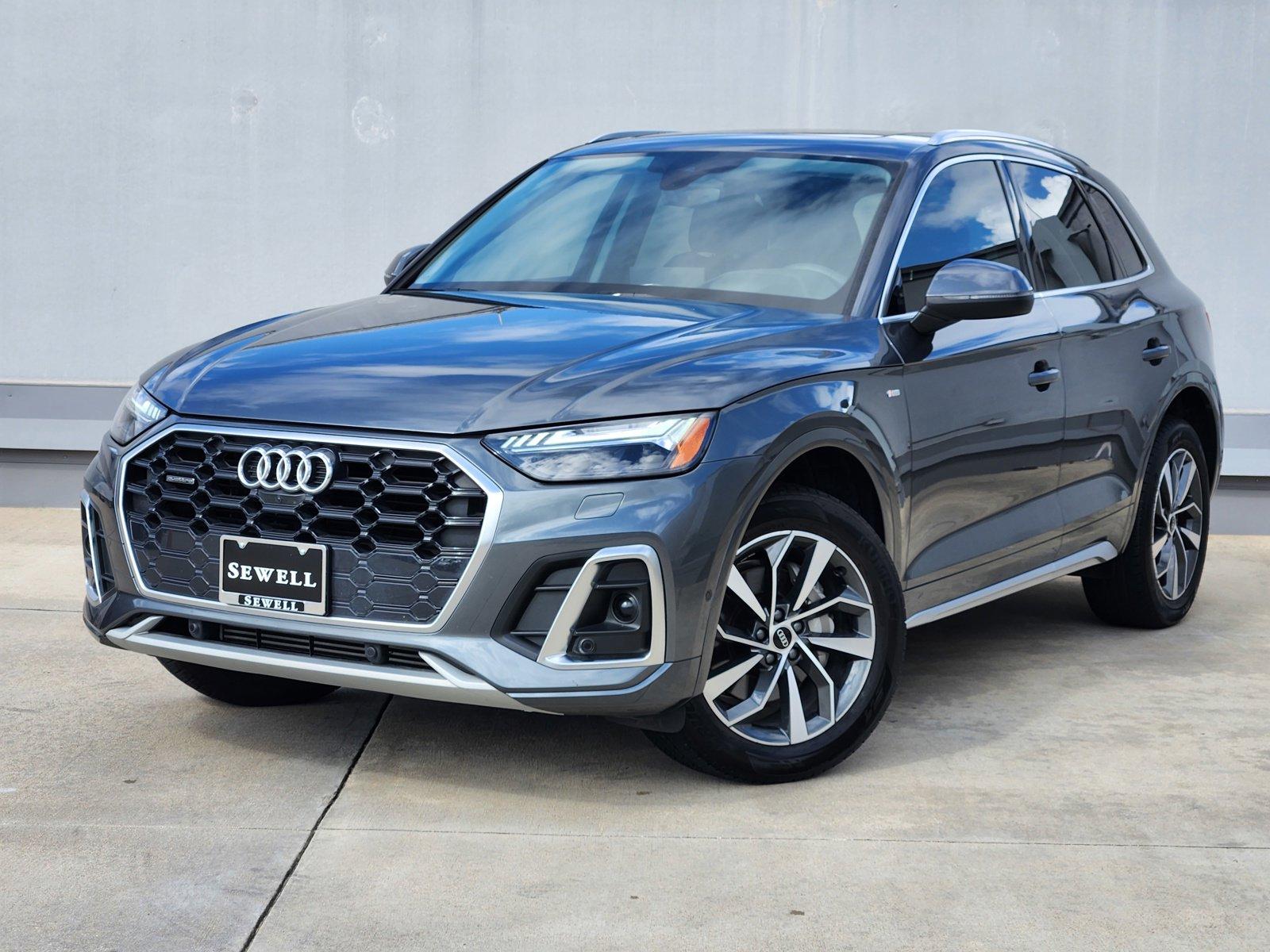 2024 Audi Q5 Vehicle Photo in SUGAR LAND, TX 77478