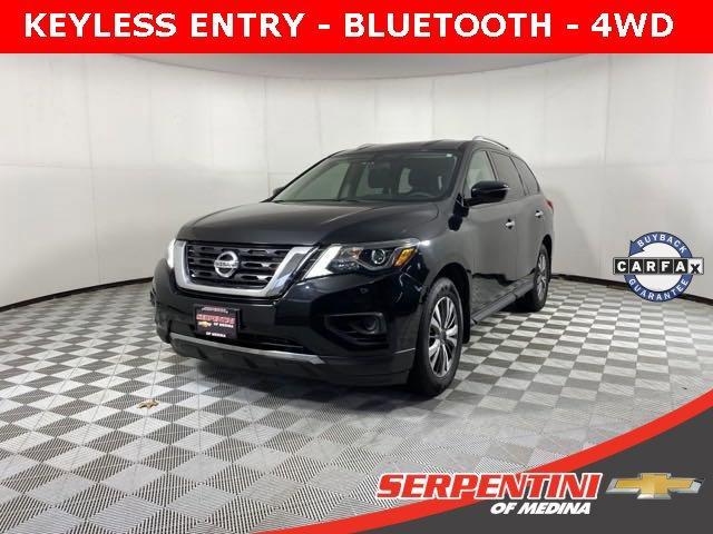 2018 Nissan Pathfinder Vehicle Photo in MEDINA, OH 44256-9001