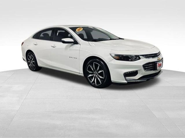 2018 Chevrolet Malibu Vehicle Photo in MEDINA, OH 44256-9631