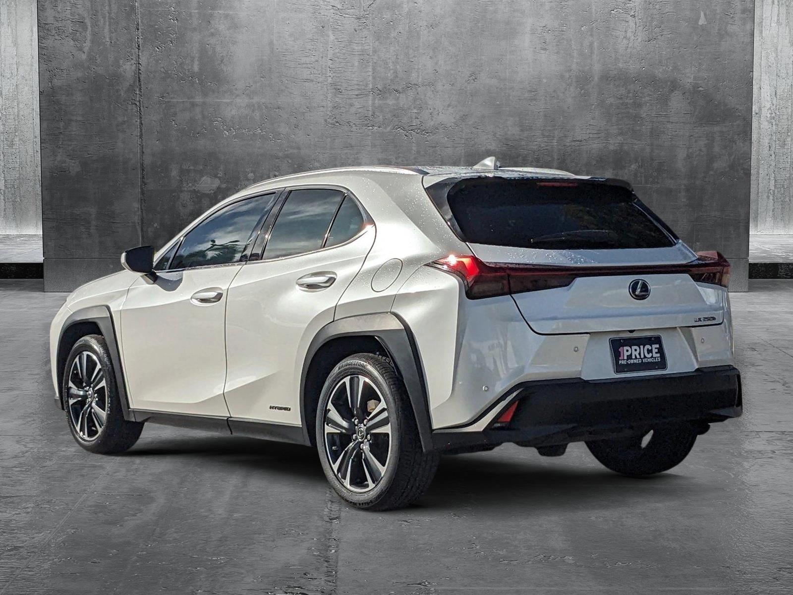 2020 Lexus UX Vehicle Photo in GREENACRES, FL 33463-3207