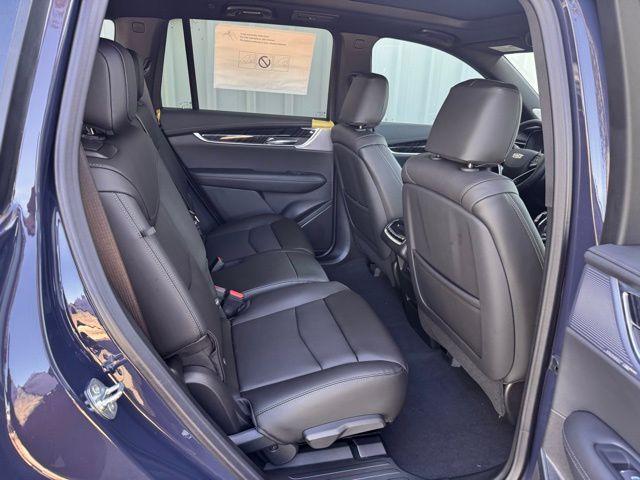 2025 Cadillac XT6 Vehicle Photo in DELRAY BEACH, FL 33483-3294