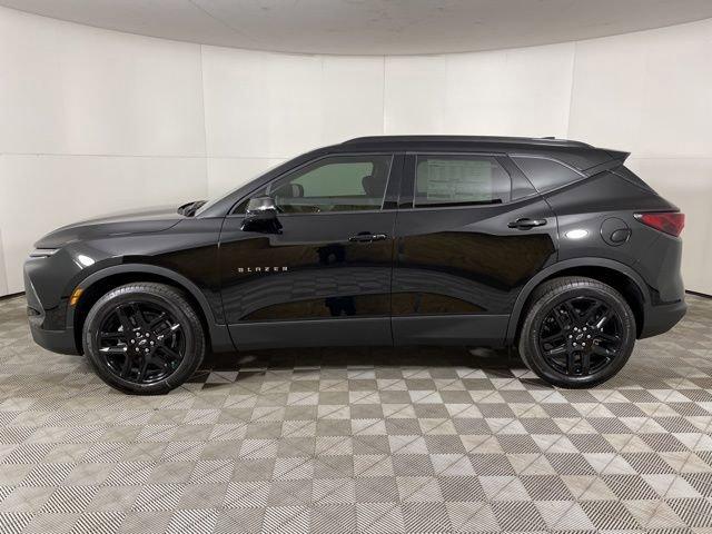 2025 Chevrolet Blazer Vehicle Photo in PHOENIX, AZ 85014-3381