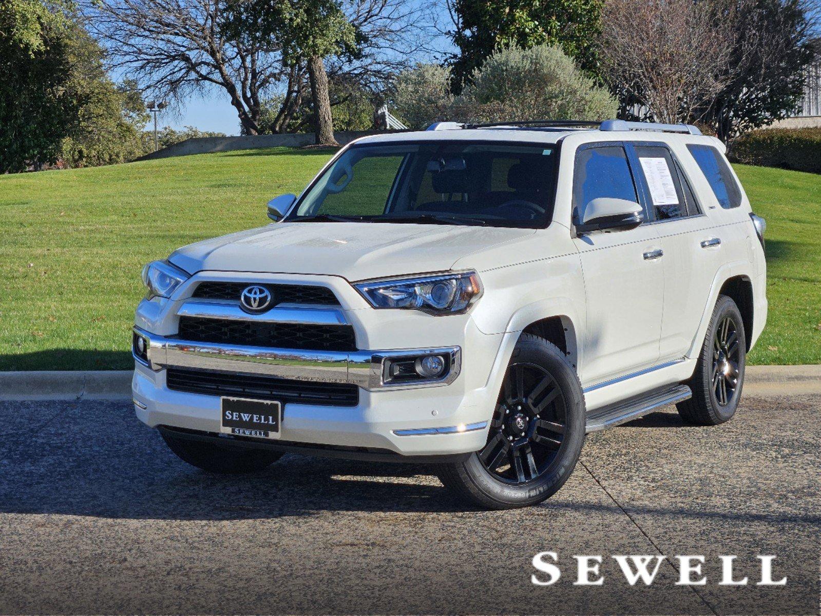 2019 Toyota 4Runner Vehicle Photo in FORT WORTH, TX 76132