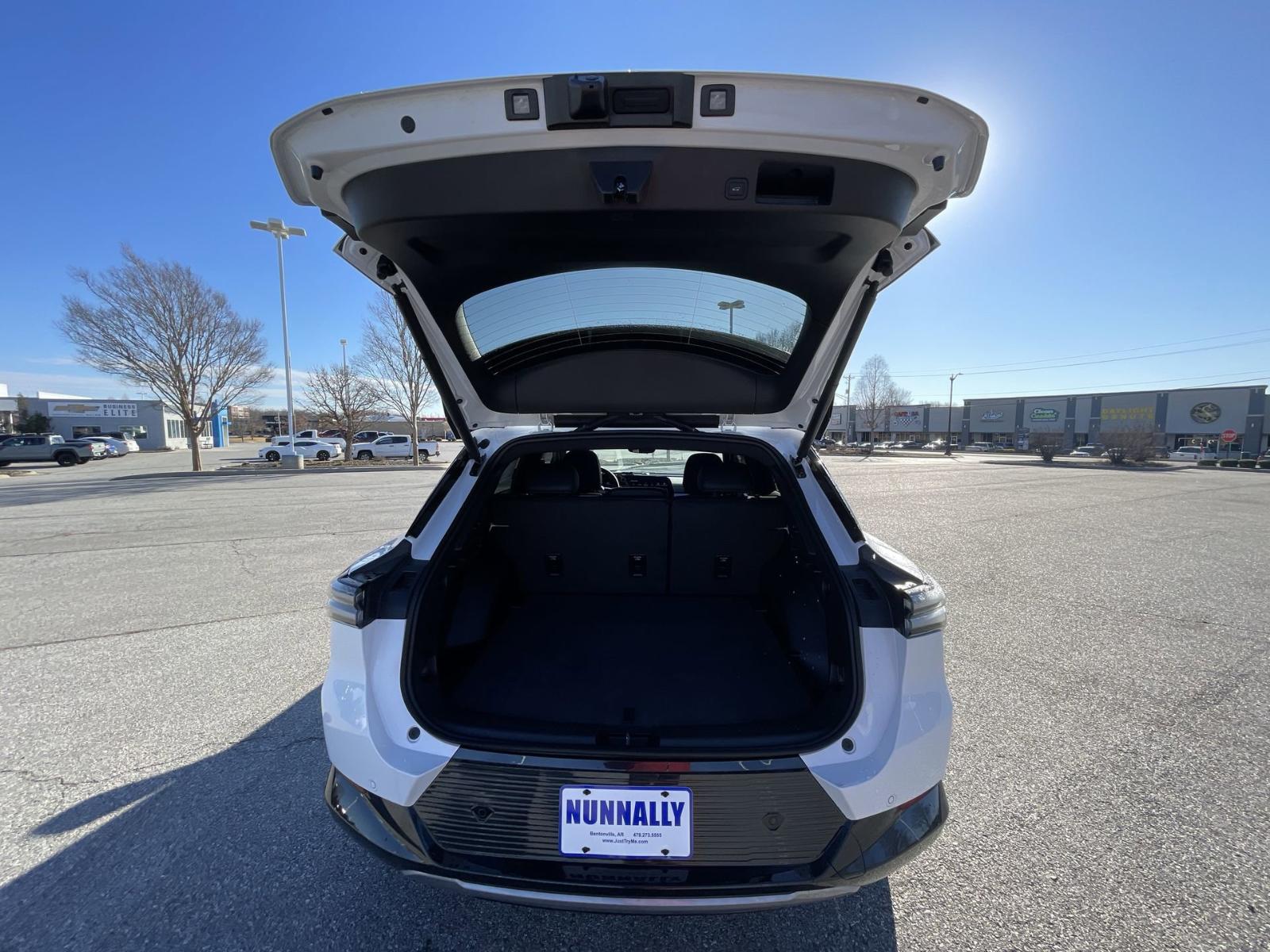 2025 Chevrolet Equinox EV Vehicle Photo in BENTONVILLE, AR 72712-4322