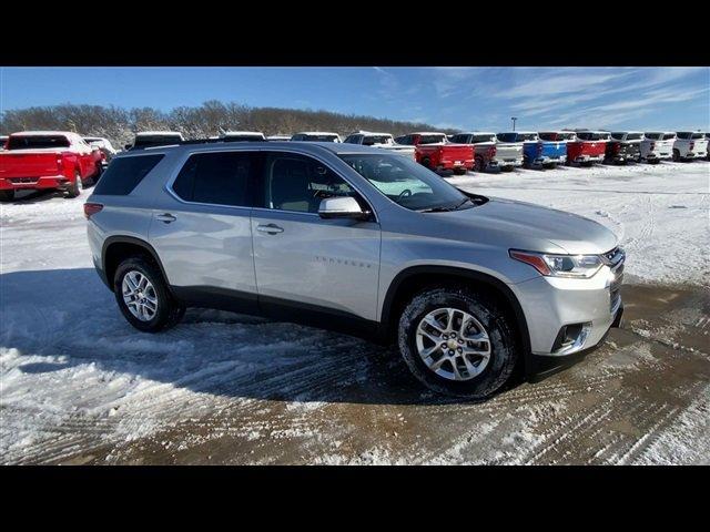 Used 2019 Chevrolet Traverse 1LT with VIN 1GNERGKW0KJ270419 for sale in Linn, MO