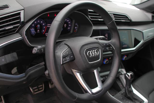 2020 Audi Q3 Vehicle Photo in SUGAR LAND, TX 77478