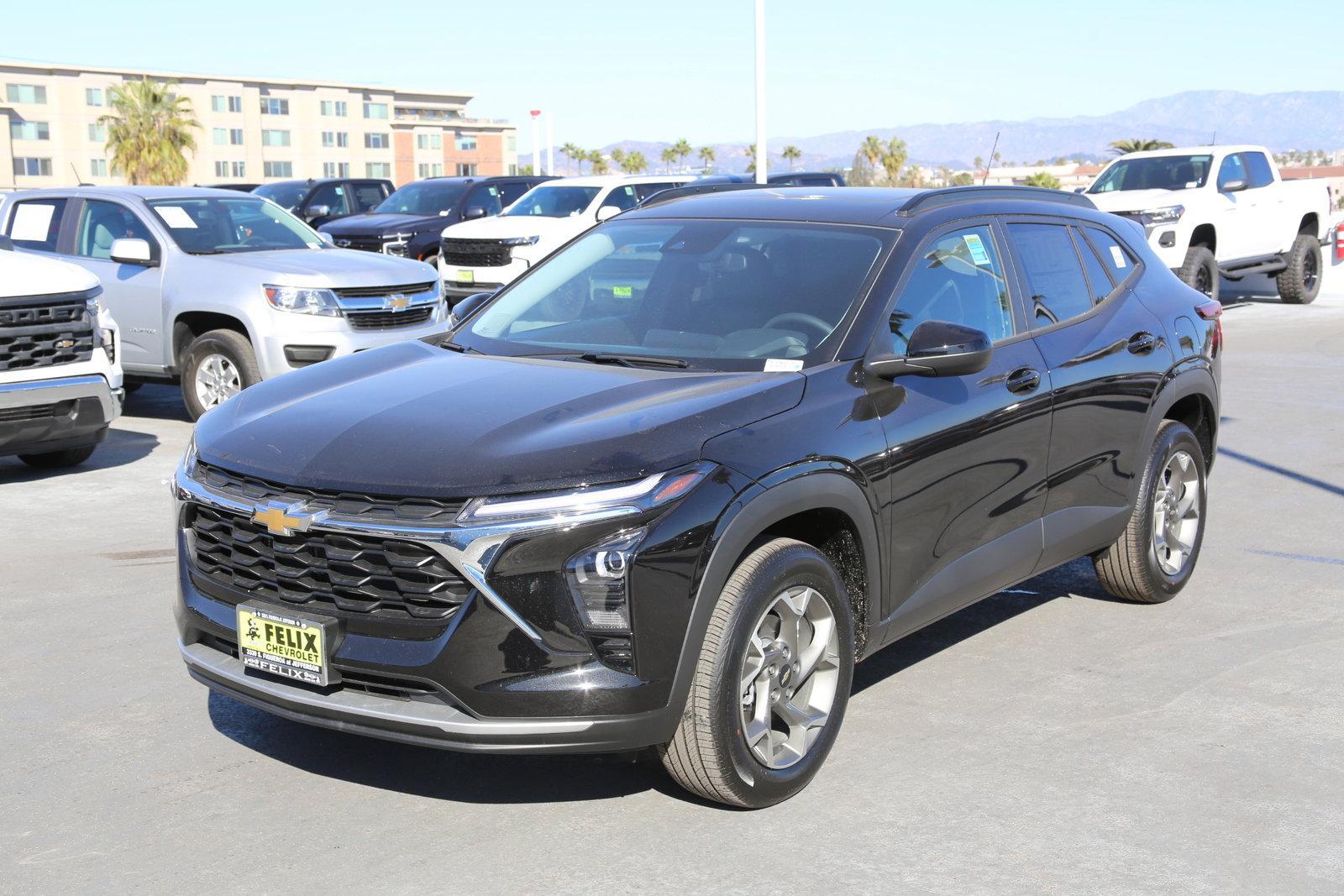 2025 Chevrolet Trax Vehicle Photo in LOS ANGELES, CA 90007-3794